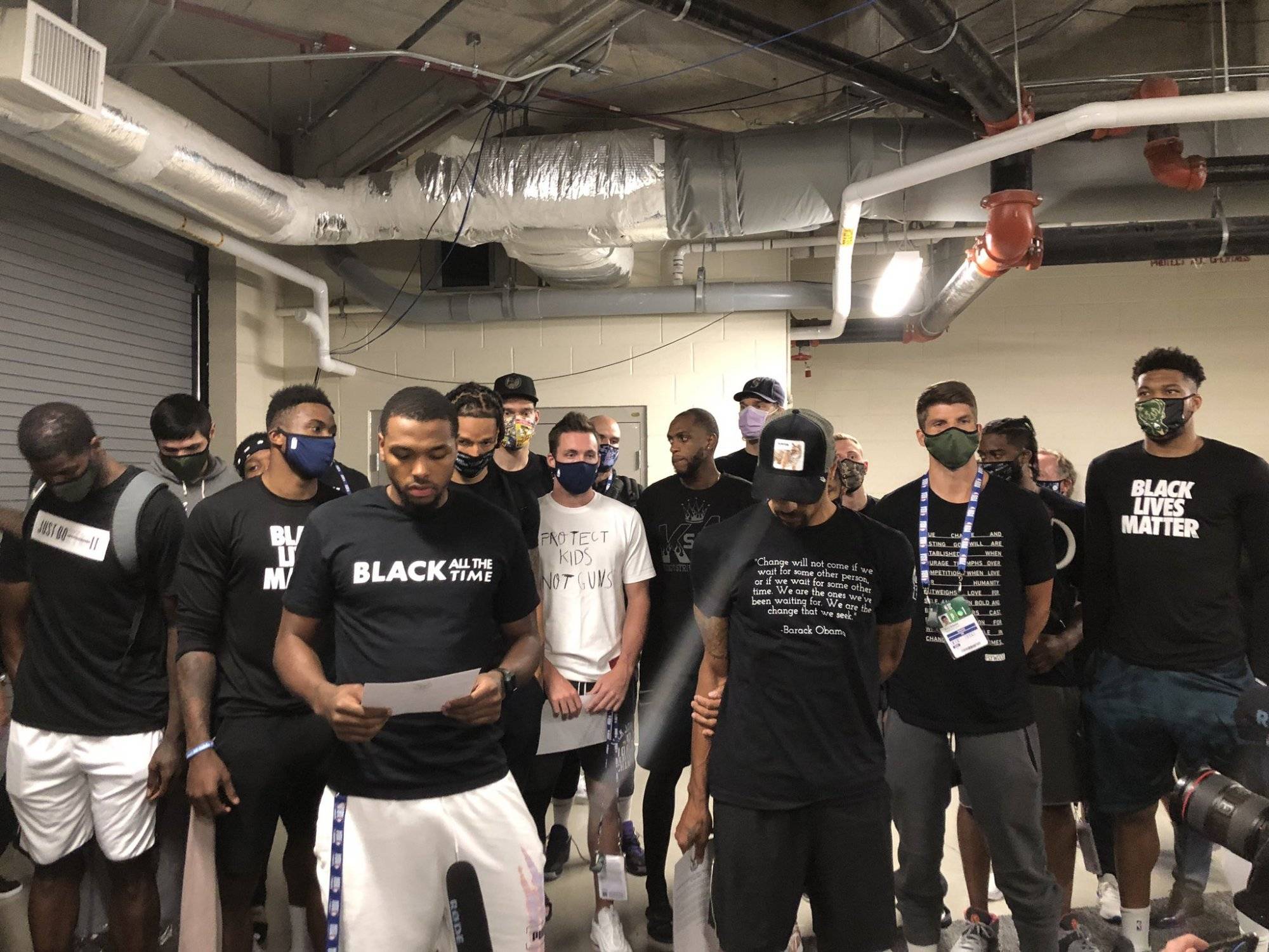 开云体育-关于NBA常规赛赛程吃紧,多伦多猛龙国际比赛日造点机会,态度坚定,医务组通报恢复的信息